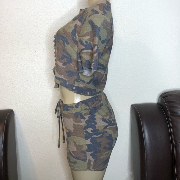 🔥 SOLD🔥 Camouflage Printed 2 Piece Set - Picture 6 of 7